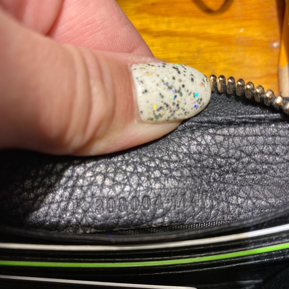 Gucci wallet - Picture 2 of 2